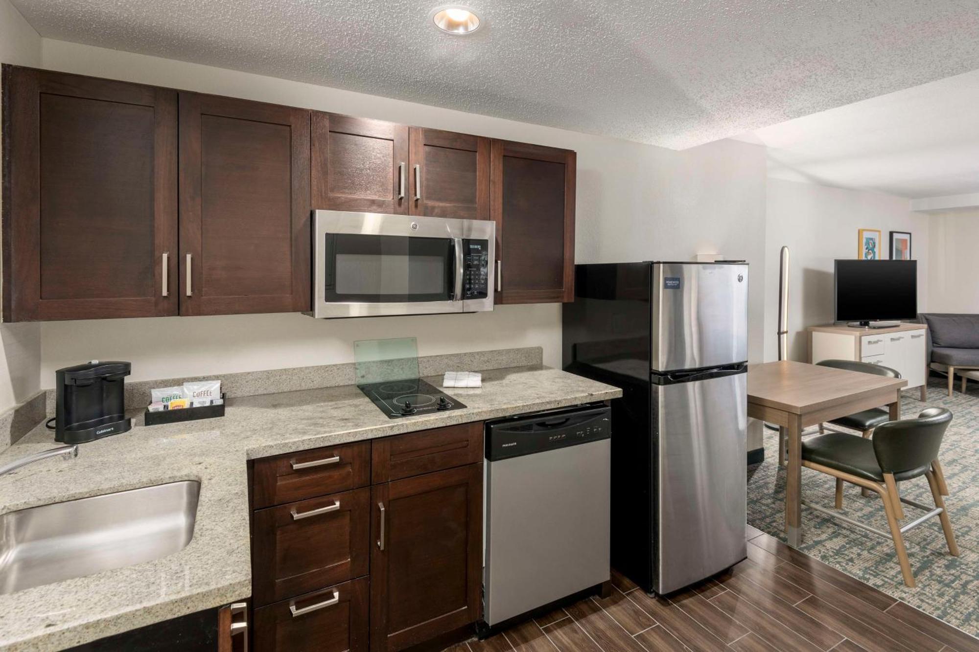 Homewood Suites Miami Airport/Blue Lagoon Eksteriør billede